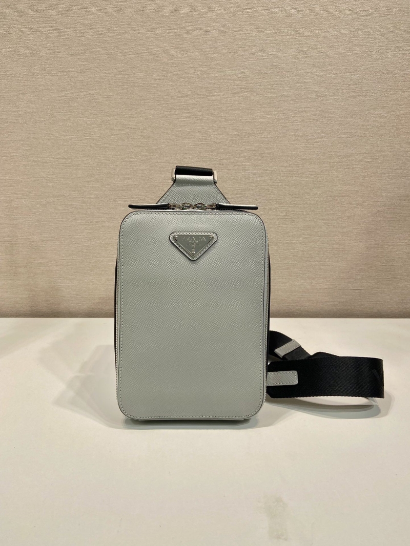Pra*a waist chest packs
